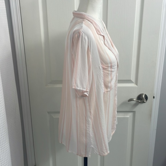 Cloth & Stone Anthropologie Short Sleeve Button Up Collar Pink & White Stripe - Picture 4 of 11